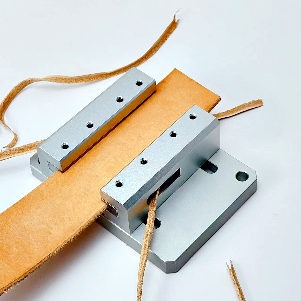 Macchina per rifilare i bordi  - Leather Edge Beveler recensione e prezzo